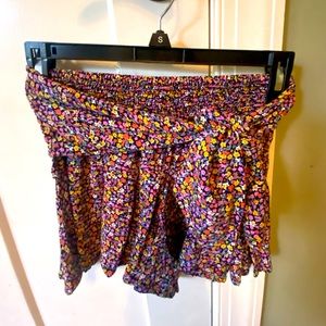 Patrons of People floral flowy shorts